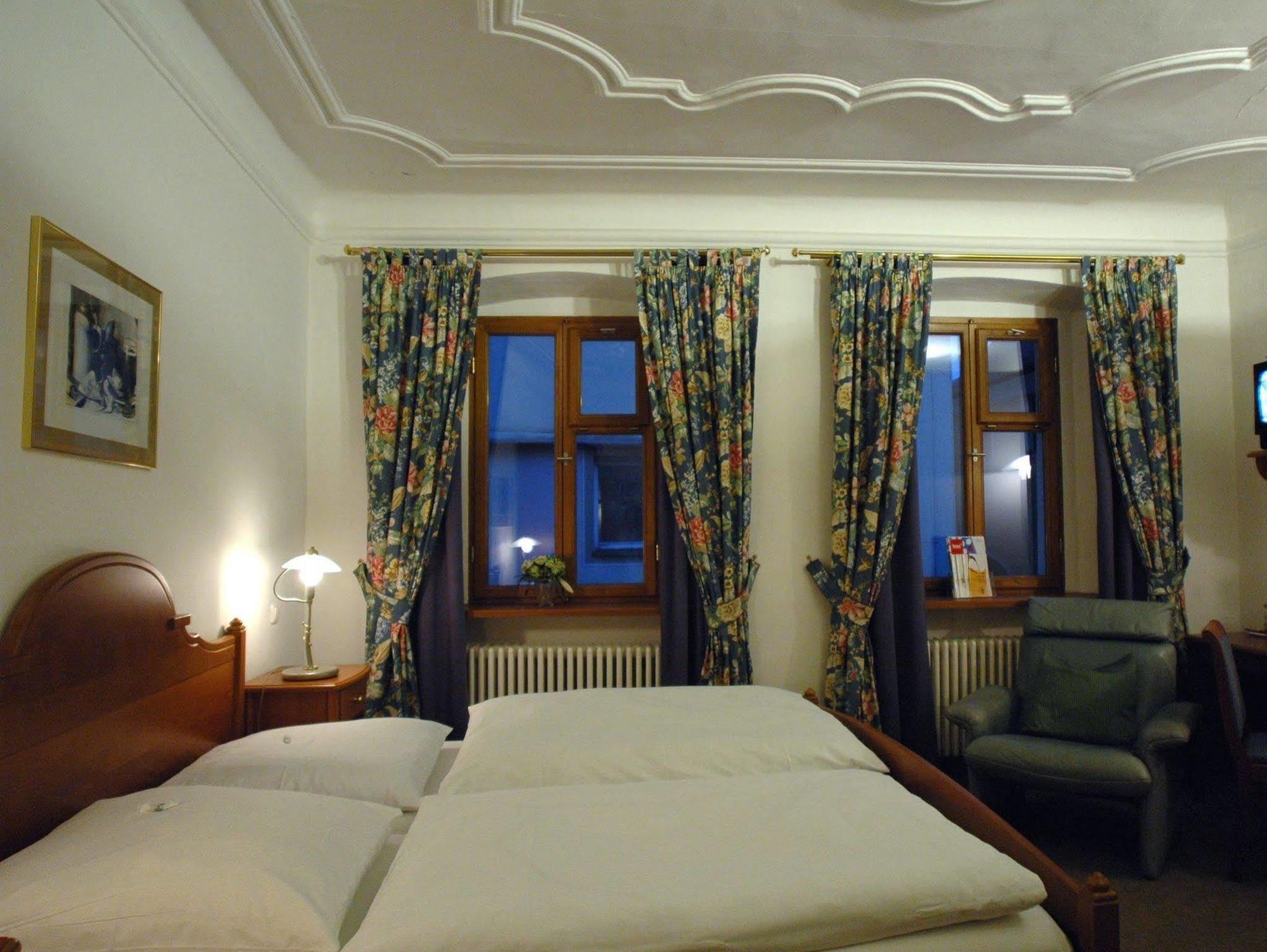 Hotel Sperber Braeu Sulzbach-Rosenberg Esterno foto