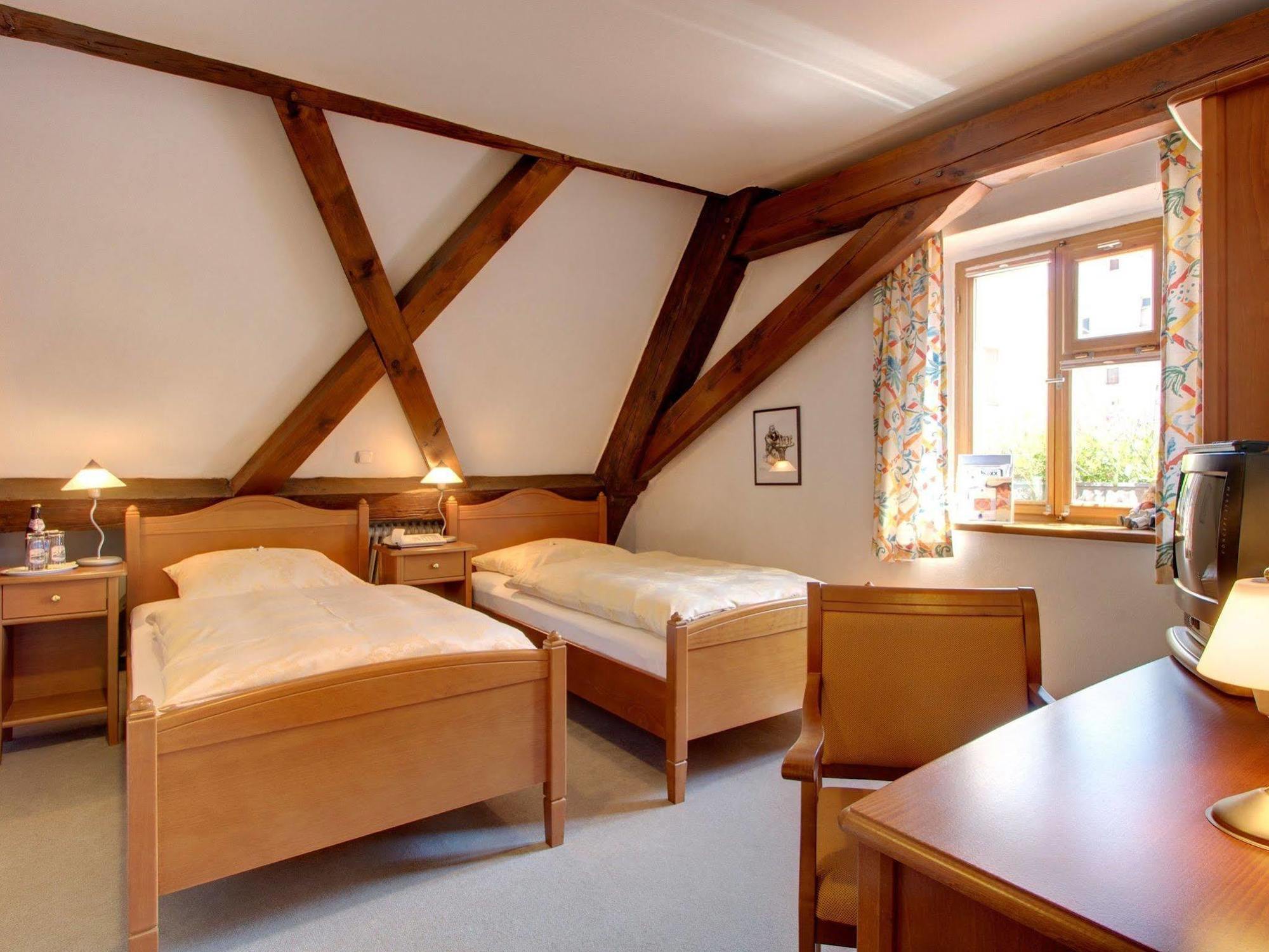 Hotel Sperber Braeu Sulzbach-Rosenberg Esterno foto